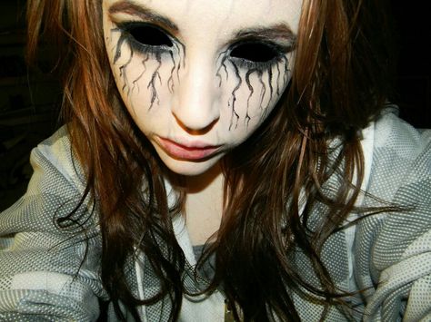 Black Tears Makeup Halloween, Black Tears Makeup, Tears Makeup, Halloween Hombre, Black Tears, Black Eyes, Eye Black, Halloween Makeup, Makeup Ideas