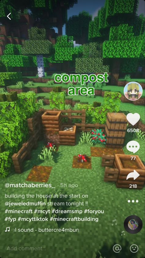 Minecraft Small Decor Ideas, Minecraft Compost Area, Small Dog House Minecraft, Minecraft Composter Design, Camp Minecraft Ideas, Minecraft Small Outdoor Decorations, Minecraft Camp Ideas, Bee Area Minecraft, Minecraft Camping Ideas