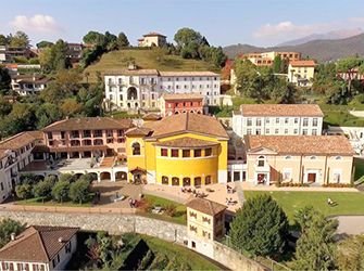 Campus Design, School Choice, American School, Global Village, Classic Architecture, Boarding School, Science Center, Lugano, Italian Summer