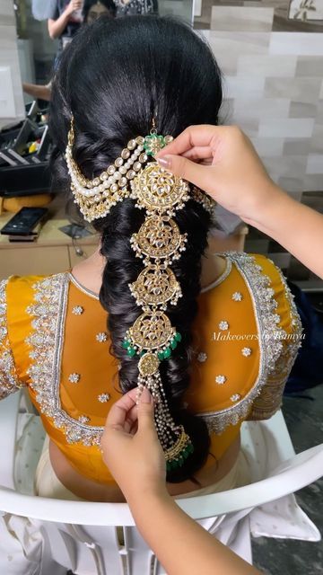 Hairstyles For Naming Ceremony, Hair Accessories For Women Traditional, Hair Accessories For Women Indian, Marriage Hairstyle, Hair Accessories Traditional, Messy Braided Hairstyles, Simple Bridal Hairstyle, South Indian Wedding Hairstyles, Bridal Hair Decorations