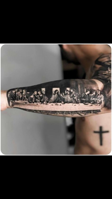 Lords Supper Tattoo, Roman Catholic Tattoos, The Last Supper Tattoo, Shoulder Armor Tattoo, Dragon Tattoo Drawing, Headdress Tattoo, Catholic Tattoos, Anubis Tattoo, Christ Tattoo