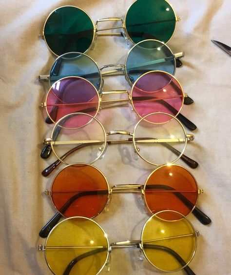 70s Aesthetic Accessories, 70s Aesthetic Jewelry, 70s Trinkets, 70s Glasses Aesthetic, Modern Hippy Aesthetic, 60s Accessories Jewelry, 70’s Vibe, Circle Sunglasses Aesthetic, 1970 Accessories