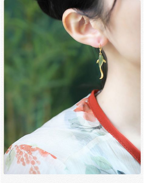 Material: Brass Color: Jasper earrings Fashion Element: Koi Style: Pastoral Style Wire Sculpting, Fish In Water, Carpe Koi, Diy Bijoux, Ear Ring, Jasper Earrings, Hair Clothes, August Birth Stone, Ear Hook