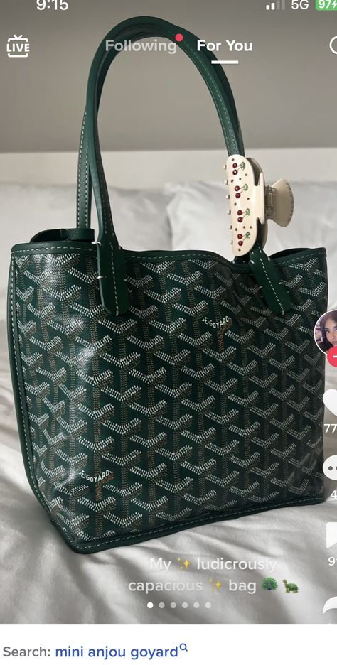 Goyard Anjou Mini Grey, Mini Goyard Tote Outfit, Goyard Mini Anjou Outfit, Goyard Mini Anjou, 2024 Journaling, Anjou Mini, Goyard Anjou, Emi Jay, Nyc Fits