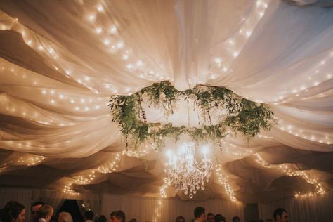 Vintage Inspired Wedding Tent Decor, Wedding Ceiling, Rustic Wedding Chic, Rustic Vintage Wedding, Vintage Outdoor, Rustic Wedding Venues, Diy Chandelier, Future Wedding Plans, Wedding Vintage