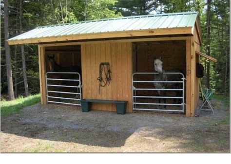 Large Rabbit Hutch Outdoor, Horse Stables Small, Simple Horse Barns, Rabbit Hutch Outdoor, Large Rabbit Hutch, Small Horse Barns, Outdoor Rabbit, Horse Shed, Outdoor Rabbit Hutch