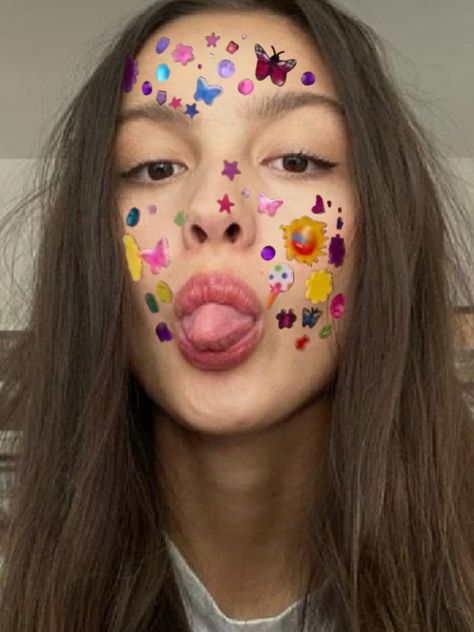 Olivia Rodrigo Sticking Her Tongue Out, Australian Flag, Australian Flags, Birthday Photoshoot, Nice Things, Olivia Rodrigo, Photo Ideas, Carnival Face Paint, My Girl