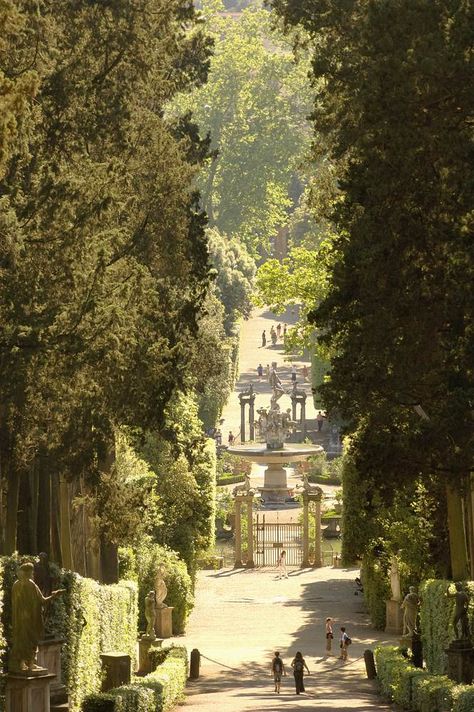 Boboli Gardens, Florence Travel, Firenze Italy, Famous Gardens, Toscana Italia, Italy Itinerary, Italian Garden, Italy Vacation, Florence Italy