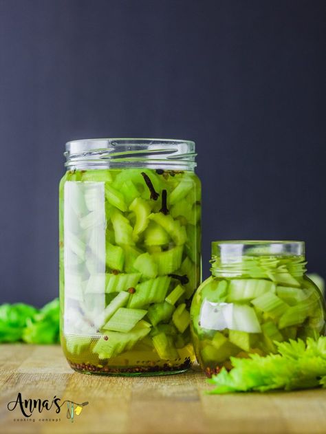 Celery Pickles - annacookingconcept.com Celery Pickles, Pickled Celery, Quick Pickled Vegetables, Pickled Vegetables Recipe, Fermented Foods Benefits, Celery Recipes, Pickled Olives, Coleslaw Salad, Fermented Veggies