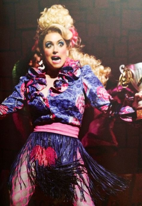 Lesli Margherita in Matilda the Musical Mrs Wormwood Matilda, Matilda Makeup, Matilda Vibes, Mrs Wormwood, Matilda Costumes, Matilda Jr, Matilda Musical, Acting Inspiration, Matilda Costume