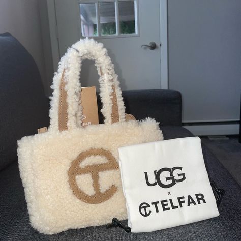 Ugg Telfar Bag, Telfar Cream, Ugg Telfar, Ugg Purses, Telfar Bags, Ugg Bag, Telfar Bag, Purse Outfit, Purse Collection