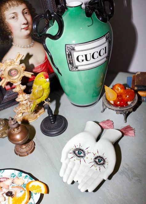 Hollywood in the 50s, animals, insects and traditional umbrella stands are among the inspirations for the new Gucci Décor collection. - Gucci Stories Gucci Home Decor, Gucci Decor, Gucci Home, Traditional Umbrella, Maximalism Decor, Umbrella Stands, Wedding Vendor, World Of Interiors, Vintage Vases