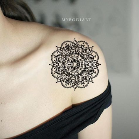 Round Mandala Tattoo, Front Shoulder Tattoos For Women, Temporary Tattoo Ideas, Mandala Tattoo Shoulder, Mandala Compass, Mandala Tattoos For Women, Tattoo Sheets, Round Tattoo, Mandala Tattoo Sleeve