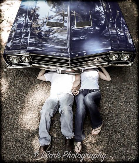 Engagement photos with muscle car: buick Couple Car Poses, Cars Photoshoot, Car Themed Wedding, Car Engagement Photos, Car Poses, Anniversary Pictures, Bridal Pictures, Prom Photos, Engagement Announcement