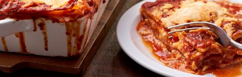 Three Cheese Lasagna - Prego® Pasta Sauces Prego Lasagna Recipe, Baked Lasagna Recipe, Cheese Lasagna Recipe, Meatless Lasagna, Prego Sauce, Classic Lasagna Recipe, Frozen Lasagna, Meat Lasagna, Cheese Lasagna