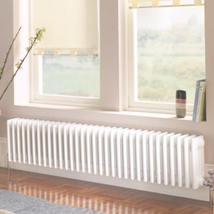 Radiator Under Window, Bedroom Radiators, Victorian Radiators, Hydronic Heating Systems, Column Radiator, Clifton Hill, Radiators Modern, Horizontal Radiators, Hydronic Heating