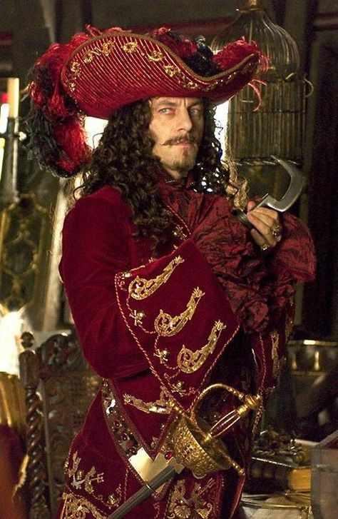 Pirates Aesthetic, Peter Pan 2003, James Hook, Peter And The Starcatcher, Kaptan Jack Sparrow, Jason Isaacs, Pirate Art, Pirate Hats, Pirate Life