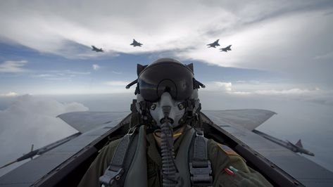 aircraft pilot #Pilote #cockpit F-15 Eagle US Air Force military aircraft #aircraft #2K #wallpaper #hdwallpaper #desktop Airforce Aesthetic, Backgrounds For Computer, Air Force Wallpaper, Air Cadets, F15 Eagle, Plane Wallpaper, Navy Pilot, Spanish Air Force, Fighter Planes Jets