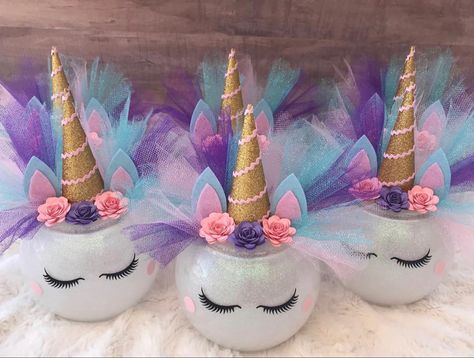 Diy 1st Birthday Decorations, Elephant Baby Shower Centerpieces, Unicorn Centerpiece, Unicorn Birthday Decorations, Unicorn Birthday Party Decorations, Unicorn Themed Birthday Party, Graduation Party Centerpieces, Unicorn Crafts, Unicorn Birthday Party