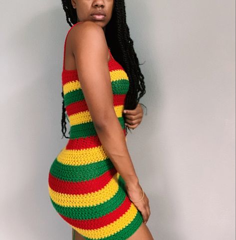 Wool Skirt Pattern, Rasta Crochet, Rasta Dress, Caribbean Dress, Caribbean Outfits, Jamaican Women, Beginning Crochet, Black Ponytail Hairstyles, Crochet Clothing And Accessories