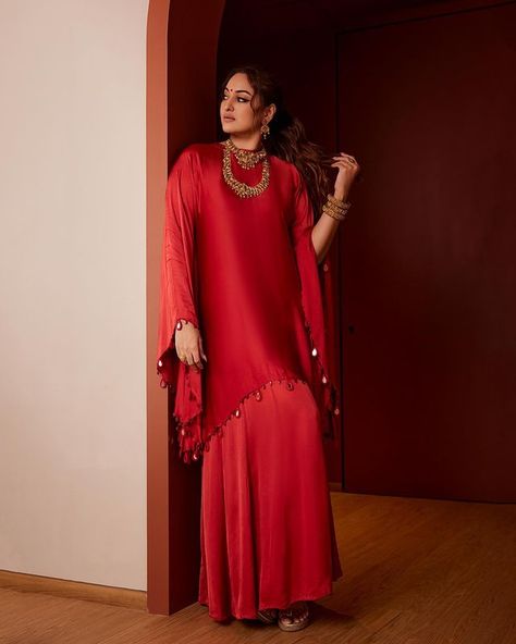 Sonakshi Sinha (@aslisona) • Instagram photos and videos Red Kaftan, Red Kurta, Adventure Travel Explore, Sonakshi Sinha, Ethnic Wear, Adventure Travel, Celebrity Style, Follow Me, Instagram Photos