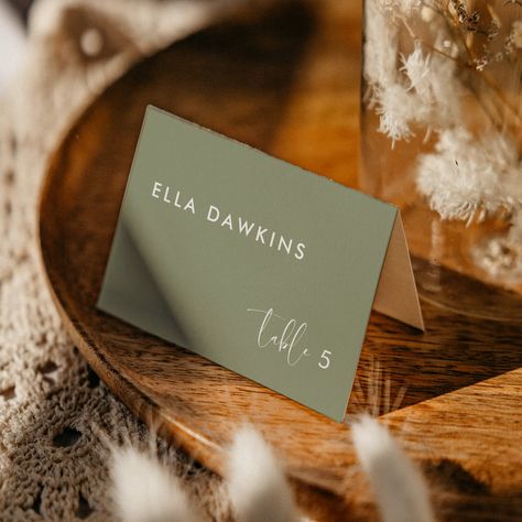 Make sure your wedding guests feel special with these elegant modern sage green place cards. These beautifully crafted cards will add a touch of luxury to your event. #wedding #placecard #elegant #modern #sagegreen #guests #luxury #eventdecor #weddinginspo #tablesetting Boho Calligraphy, Sage Table, Wedding Table Number Cards, Card Table Wedding, Party Stationery, Card Simple, Wedding Stationery Design, Sage Green Wedding, Green Sage