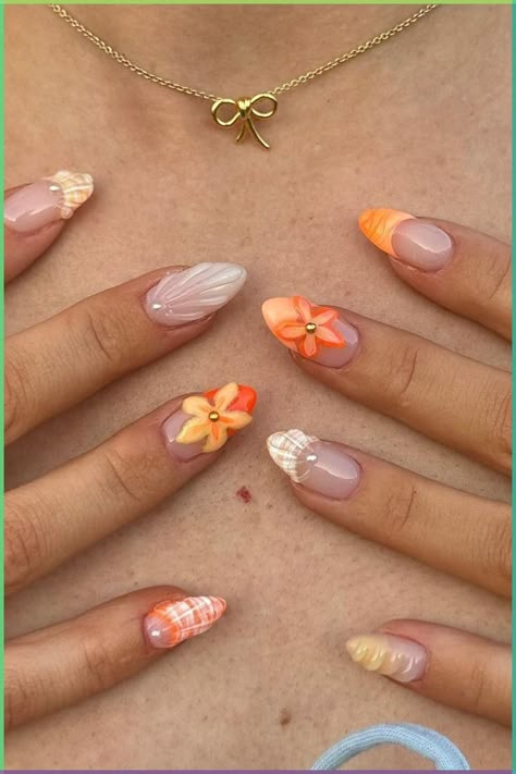 Orange Seashell Nails, Trendy Summer Nails 2024, Warm Nails, Summer Orange Nails, Orange Nails Ideas, Summer Nails Orange, Orange Summer Nails, Detailed Nails, Vacation Nail Ideas