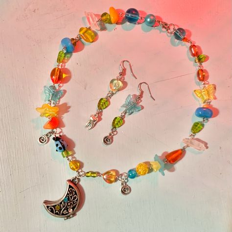 Animal Crossing Jewelry, Animal Crossing Bracelet, Animal Crossing Fuse Beads, Cat Bracelet Jewelry, Multicolor Beaded Kawaii Jewelry, Inspired Necklace, Animal Crossing, Friendship Bracelets, My Jewellery