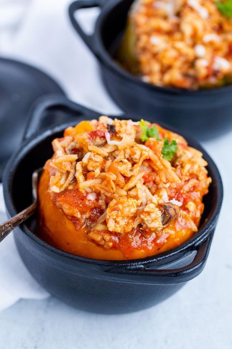 Ground Turkey Stuffed Bell Peppers Cooking Stuffed Peppers, Turkey Stuffed Peppers, Lasagna Stuffed Peppers, Ground Turkey Stuffed Peppers, Low Carb Stuffed Peppers, Baked Peppers, Cheesesteak Stuffed Peppers, Low Carb Lasagna, Pepper Recipes