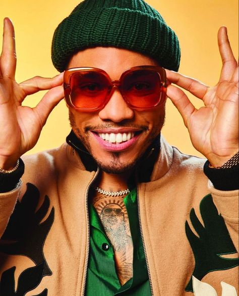 Anderson Paak, 70s Glam, New Things To Try, Hot Dads, New Music Releases, Mens Fashion Rugged, Face Photography, Photoshoot Concept, Male Poses