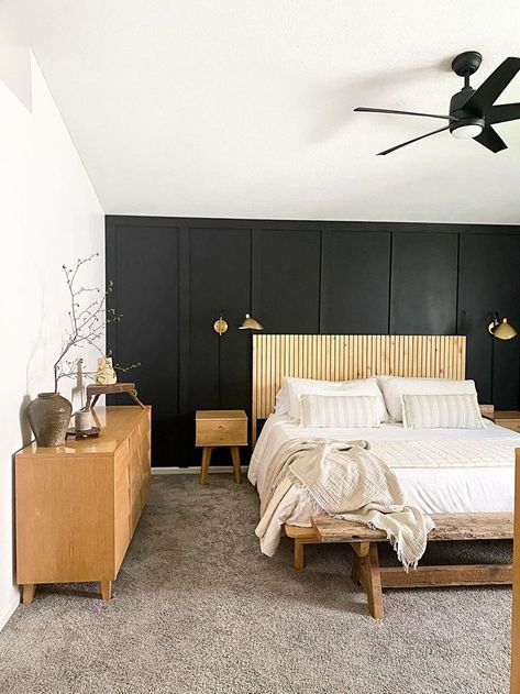 Japandi Bedroom Ideas Black, Black Accent Wall Bedroom Mid Century, Masters Bedroom Japandi, Black White Wood Bedroom Ideas, Airbnb Bedroom Ideas Cozy, Modern Scandi Bedroom, Japandi Master Room, Japandi Bedroom Black, Moody Scandinavian Bedroom