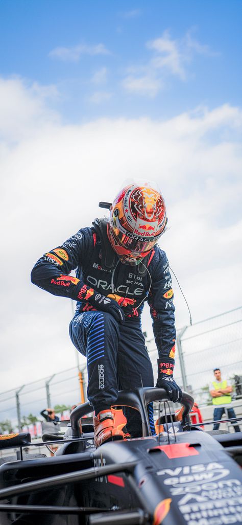 📸 - Max Verstappen 👥 - Oracle Red Bull Racing 📍 - Spanish Grand Prix 2024 🏎️ - F1 iPhone Wallpaper 📂 - 4K download via Google Drive link Oracle Red Bull Racing Wallpaper, Max Verstappen Win, F1 Wallpaper 4k Max Verstappen, F1 Wallpaper Max Verstappen, Red Bull Racing Wallpaper 4k, Max Verstappen Wallpaper Iphone, Red Bull Racing Wallpaper, Red Bull F1 Wallpaper, F1 Iphone Wallpaper