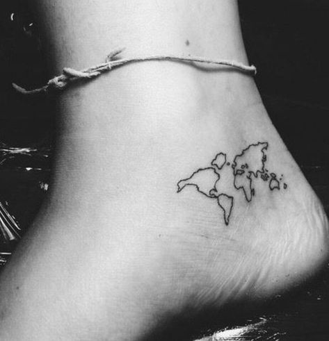 World Map Tattoo, Map Tattoo, Travel Tattoos, Map Tattoos, Tattoo Zeichnungen, Handpoke Tattoo, Geniale Tattoos, World Tattoo, Minimalist Travel