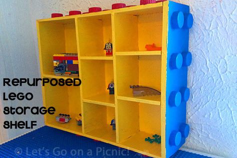 Lego Themed Bedroom, Shelf Crafts, Lego Room Ideas, Lego Room Decor, Girls Bedroom Storage, Lego Bedroom, Lego Decorations, Creative Kids Rooms, Storage Solutions Bedroom