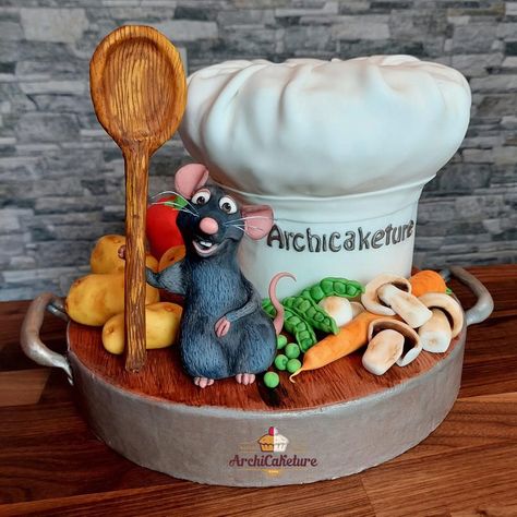 Disney Fondant Cake, Cake Competition Ideas, Ratatouille Cake, Ratatouille Birthday Party, Ratatouille Birthday, Ratatouille Pasta, Ratatouille Remy, Disney Themed Cakes, Cake Competition