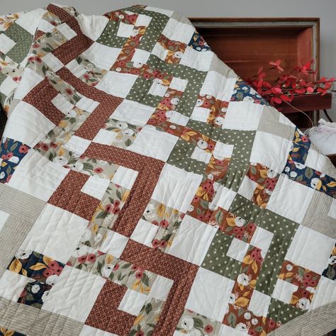 Interlocking Rings — Sew-N-Quilt Interlocking Rings Quilt Pattern Free, Interlocking Squares Quilt Pattern Free, Quilt Pattern Free, Interlocking Blocks, Interlocking Rings, Interlocking Ring, Book Quilt, Square Rings, Oct 11