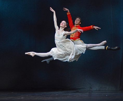 Anna Rose O’Sullivan and James Hay in The Nutcracker. © Dave Morgan, courtesy the Royal Opera House. Pyotr Ilyich Tchaikovsky, Ballet Shows, Nutcracker Costumes, Ballet Classes, Ballet Images, The Royal Opera House, Ballerina Barbie, Australian Ballet, Anna Rose