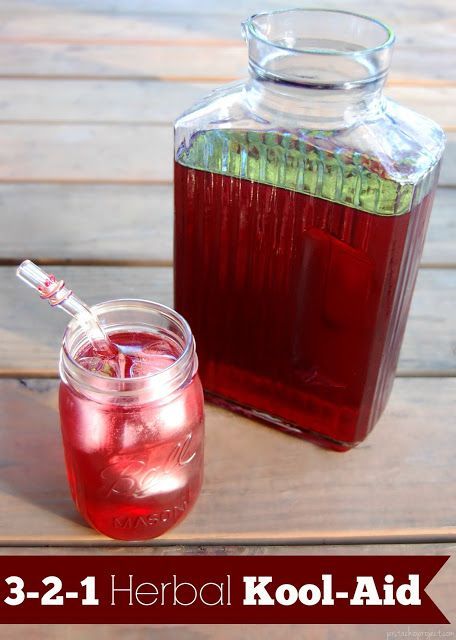 3-2-1 Herbal Tea - A Homemade Kool-Aid Alternative - Say goodbye to toxic filled koolaid and hello to this beneficial herbal alternative! Red Drink, Medicinal Tea, Drink Recipes Nonalcoholic, Herbal Teas Recipes, Green Recipes, Fermented Drink, Water Weight, Dandelion Recipes, Tea Recipe