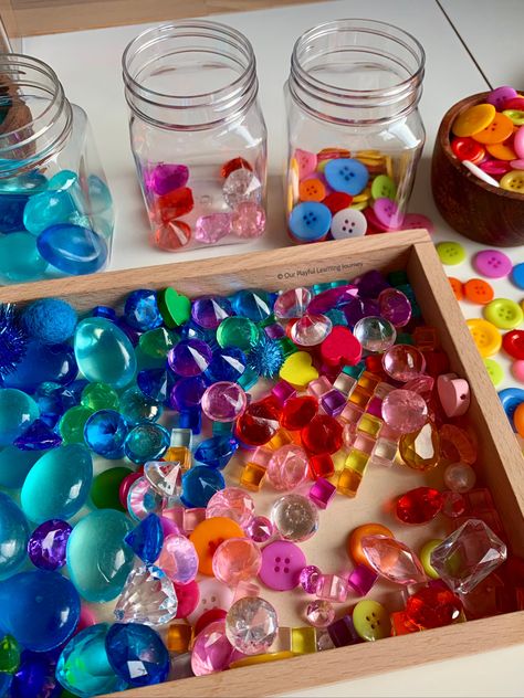 Loose Parts Play Ideas Using Gems and Jewels Baby Classroom Ideas Daycares, Loose Parts Play Ideas, Art Provocations, Loose Parts Play, Forest School Activities, Playful Learning, Preschool Planning, Sensory Crafts, Invitation To Play