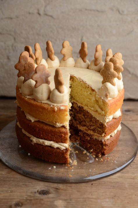 Student Food, Latte Cake, Gingerbread Man Recipe, Gingerbread Recipes, Recipes For The Holidays, Christmas Pastries, Gingerbread Latte, Basic Cake, Ginger Cake