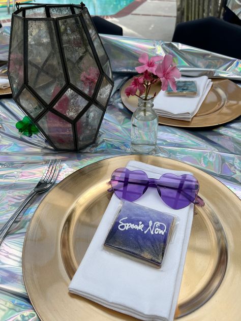 Taylor Swift Quinceanera Theme, 18th Birthday Taylor Swift Theme, Taylor Swift Party Themes, Taylor Swift 22 Bday Party, Taylor Swift Table Decor, Taylor Swift Viewing Party Ideas, 22 Themed Birthday Party Taylor Swift, Taylor Swift Viewing Party, Taylor Swift Themed Party