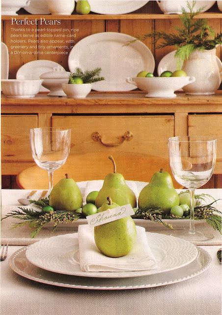 ironstone at christmas Dinnerware Display, Cheap Centerpieces, Tiny Ornaments, Green Christmas Decorations, Ripe Pears, Diy Christmas Table, Diy Centerpiece, Xmas Table, Tree Cottage