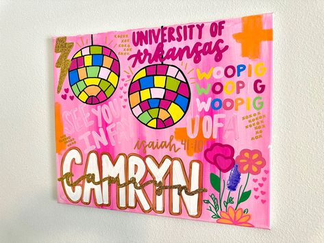 Trendy Painting Ideas Vsco, Painting Preppy, Disco Ball Painting, College Canvas Art, Preppy Artwork, College Collage, Preppy Painting, College Canvas, Room Decor College