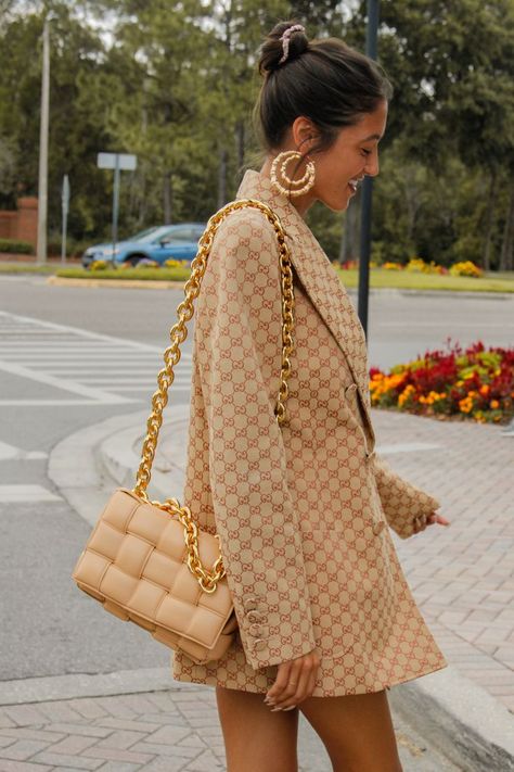 Bottega Veneta Cassette bag, Gucci GG Blazer Bottega Veneta Chain Cassette Outfit, Bottega Bag Outfit, Bottega Veneta Bag Outfit, Chain Bag Outfit, Bottega Veneta Outfit, Bottega Veneta Chain Cassette, Luxury Brand Packaging, Bottega Veneta Cassette Bag, Croc Boots