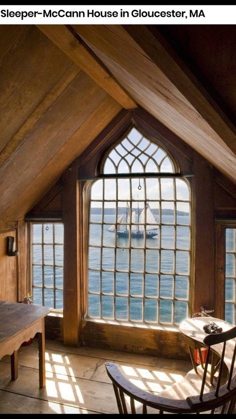 Caspian Aesthetic, Victorian Beach House, Ideas Small Bedroom, Attic Bedroom Decor, Small Attic Bedroom, Attic Design Ideas, Seaside House, Small Attic, Cottage By The Sea