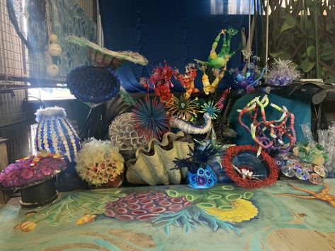 #wasteart #coralart #reeflection #plasticartist #plasticart #installationart #beatplasticpollution @mealieart Coral Reef Recycled Material, Coral Reef Art, Art Making, Aesthetic Phone, Sculpture Installation, Plastic Waste, Cute Animal Drawings, Coral Reef, Exotic Pets