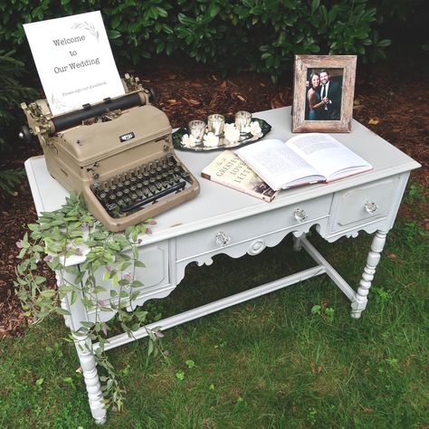 Rustic Welcome Table, Hempstead House, Wedding Welcome Table, Gift Table Wedding, Deco Champetre, Welcome Table, Guest Book Table, Vintage Wedding Theme, Creation Deco