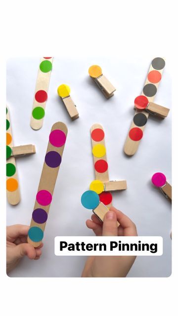 Rozanne | Bright Little Brains on Instagram: "DIY PATTERN PINNING Introducing your little ones to pattern concepts are important and here’s why: - Help with mathematical skills - Help them make predictions - Develop Critical and logical thinking skills - They learn how to make logical connections You can make fun patterns using the following items: - Blocks - Dot markers - Soft play balls - LEGO / DUPLO - Candy (Skittles) - Dot stickers - Beads - Cotton Balls MATERIALS used for this activity Hands On Pattern Activities For Kindergarten, Candy Skittles, Dinosaur Projects, Kids Activities At Home, Continuous Provision, Vocational Skills, Pattern Game, Dot Stickers, Eyfs Activities