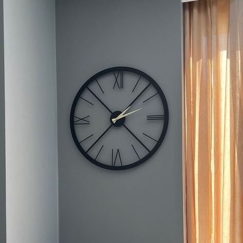 Large wall clock decor