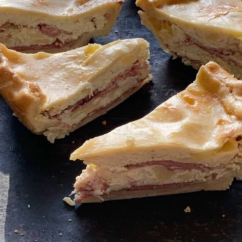 Italian Easter Pie Pizza Rustica, Italian Treats, Italian Easter Pie, Italian Easter Bread, Easter Pie, Pizza Rustica, Italian Easter, Italian Foods, Italian Recipes Traditional